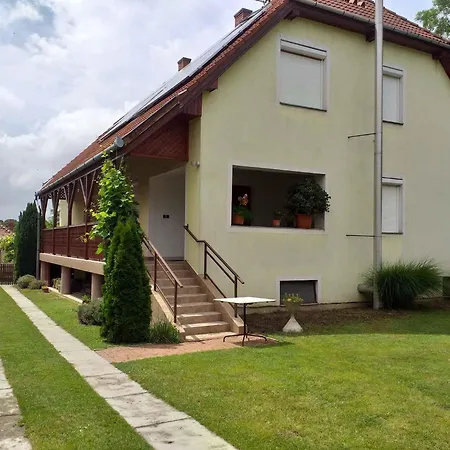 Siofok, Somogy 7 Apartament *